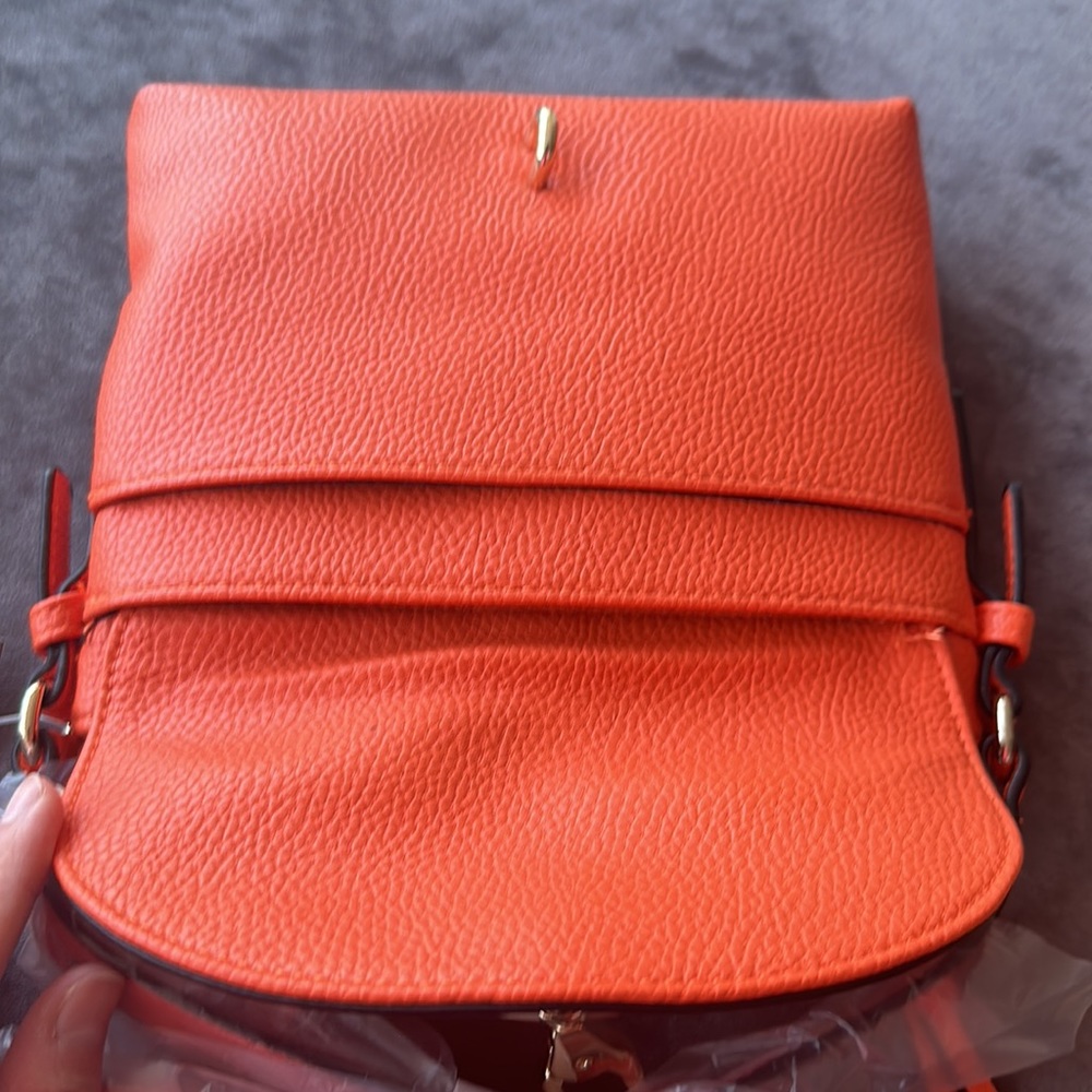 Brand New Orange Steve Madden Crossbody Purse - Picture 5 of 7